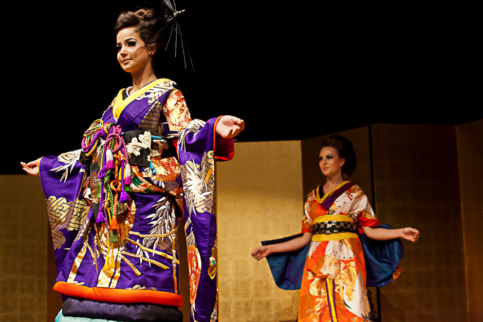 kimono shows